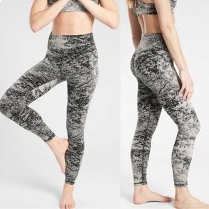 Athleta Elation Glades 7/8 High Rise Tight Leggings Marbled